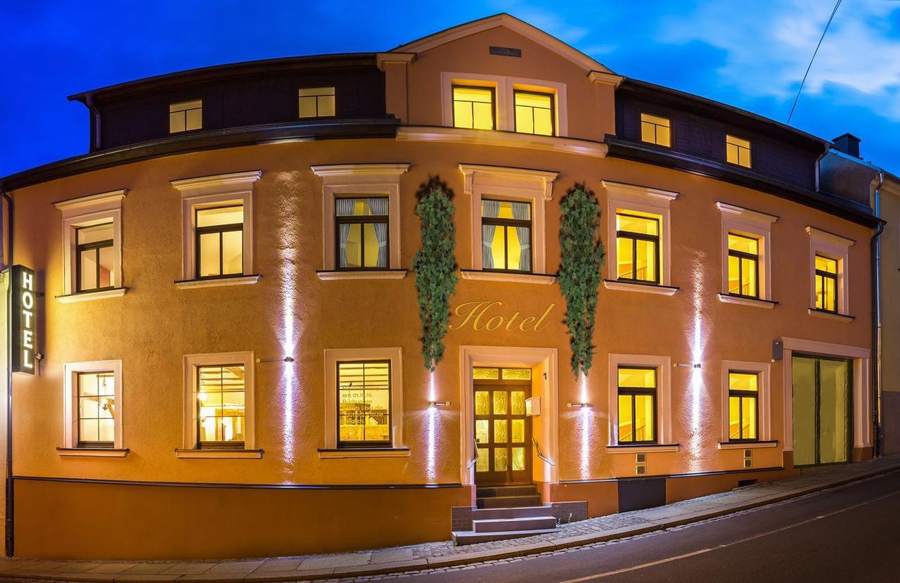 Hotel Am Markt Ehrenfriedersdorf Bagian luar foto